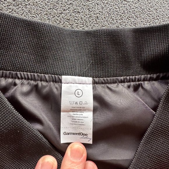 Kansas City Chiefs Women's Bomber Jacket - Picture 2 of 2